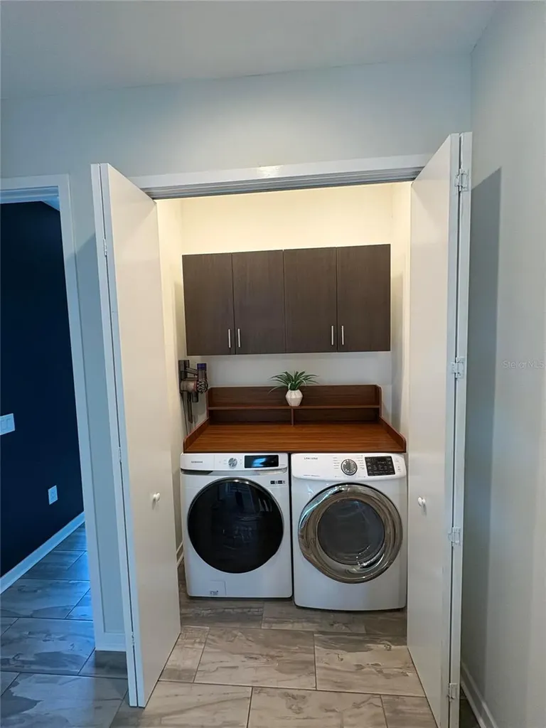 343 8th Street N St Petersburg FL 33701