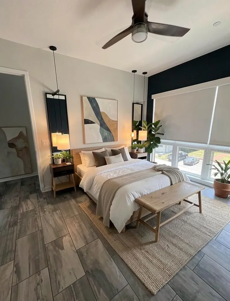 343 8th Street N St Petersburg FL 33701
