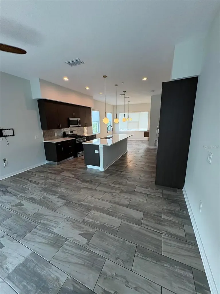 343 8th Street N St Petersburg FL 33701