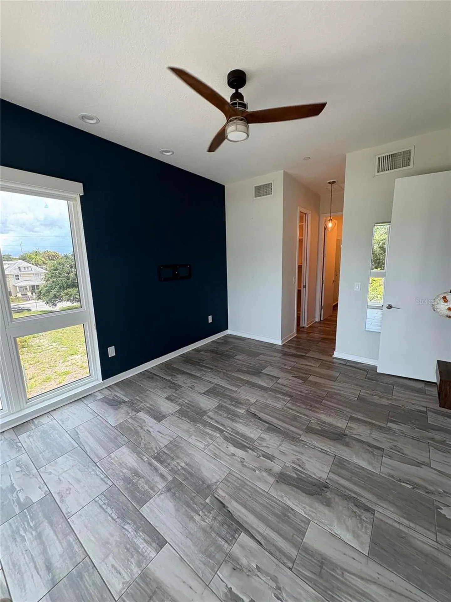 343 8th Street N St Petersburg FL 33701