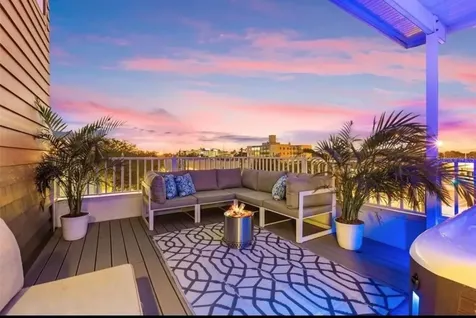 343 8th Street N St Petersburg FL 33701