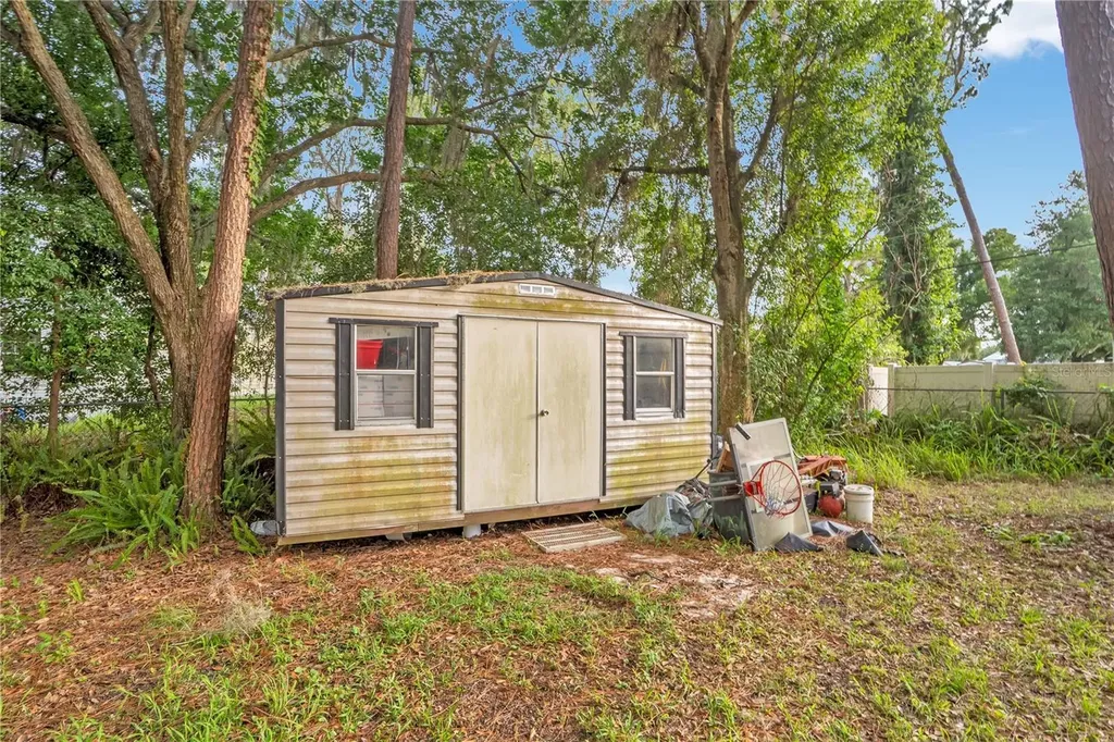 2322 State Park Road Lakeland FL 33805
