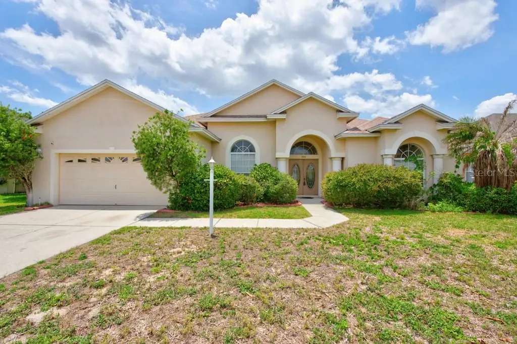 306 Terranova Boulevard Winter Haven FL 33884