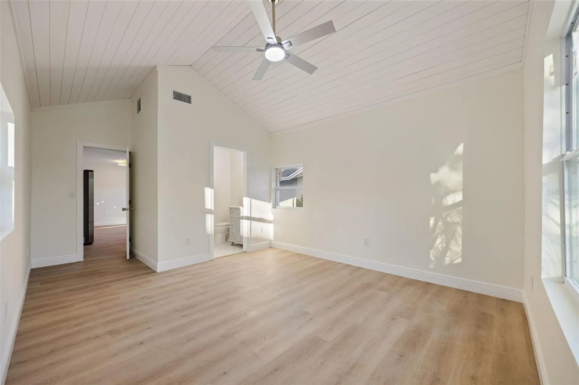 3821 6th Avenue N St Petersburg FL 33713