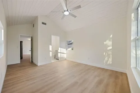 3821 6th Avenue N St Petersburg FL 33713