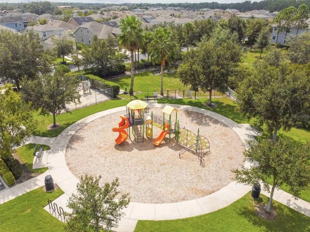 5563 Birch River Wesley Chapel FL 33545