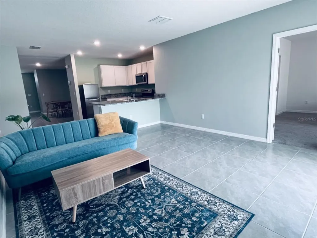 5563 Birch River Wesley Chapel FL 33545
