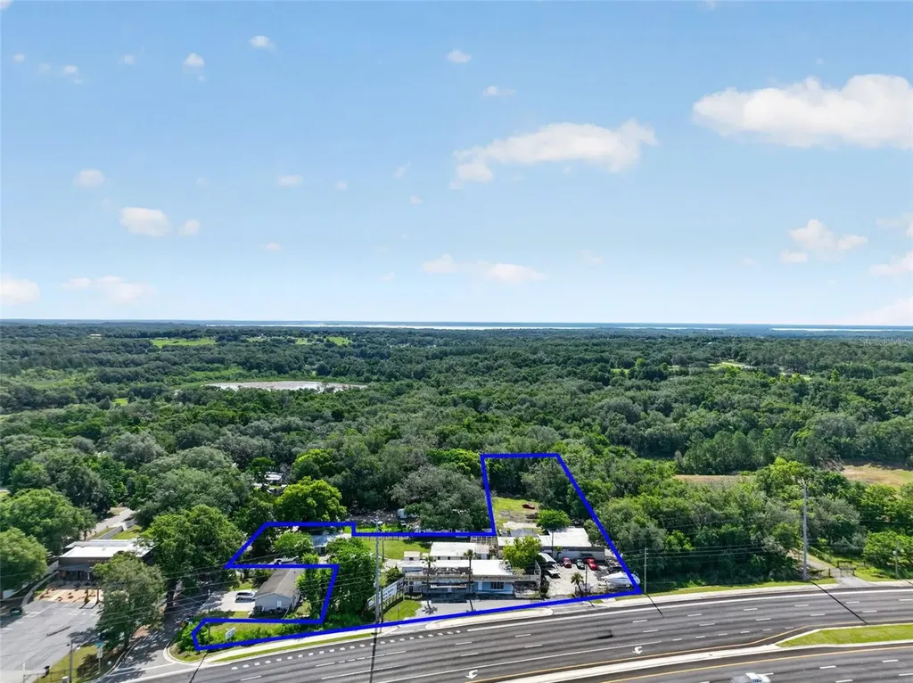 1945 S Us Highway 441 Lady Lake FL 32159