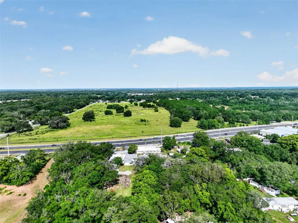 1945 S Us Highway 441 Lady Lake FL 32159