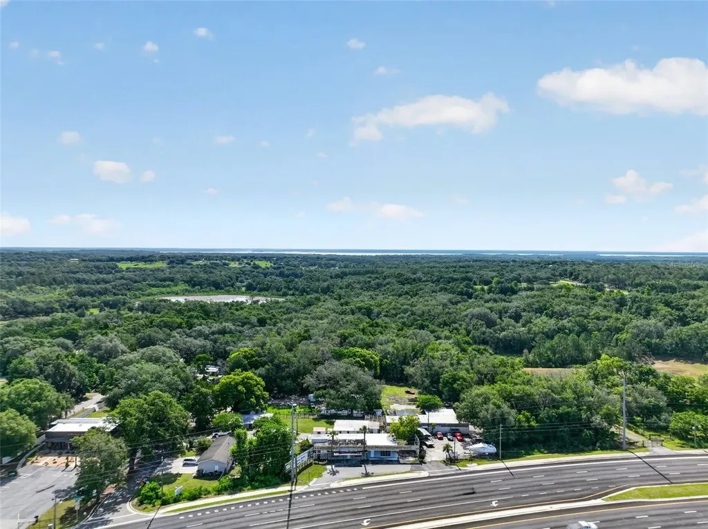 1945 S Us Highway 441 Lady Lake FL 32159