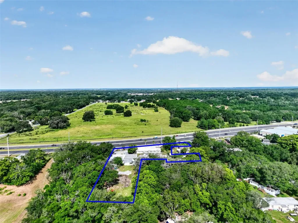 1945 S Us Highway 441 Lady Lake FL 32159