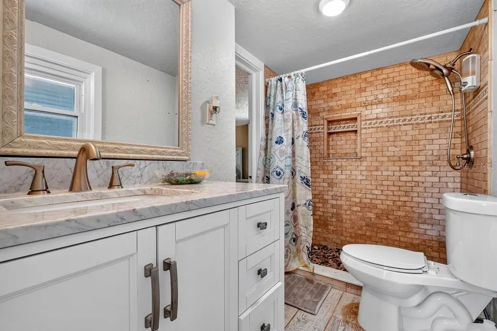 330 Hartford Avenue Daytona Beach FL 32118