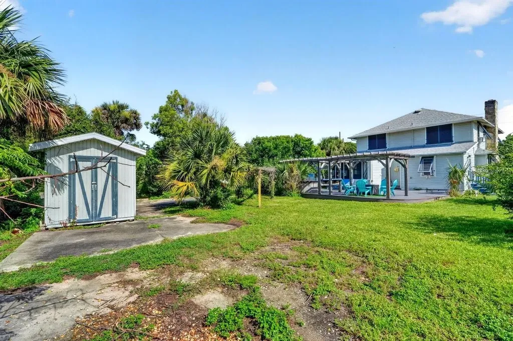 330 Hartford Avenue Daytona Beach FL 32118