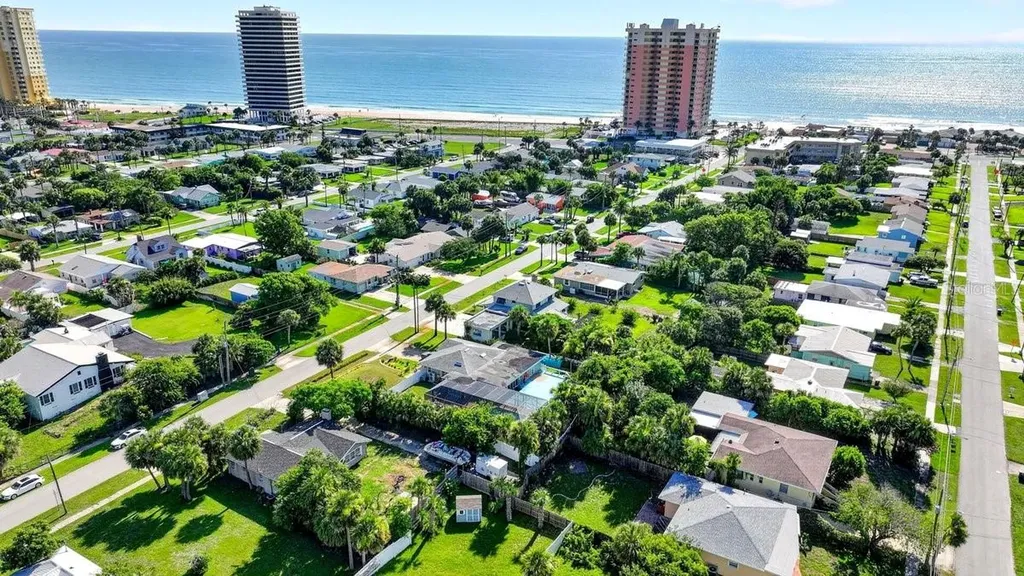 330 Hartford Avenue Daytona Beach FL 32118