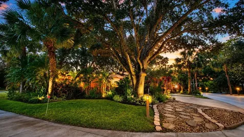 219 E Appaloosa Trail River Ranch FL 33867