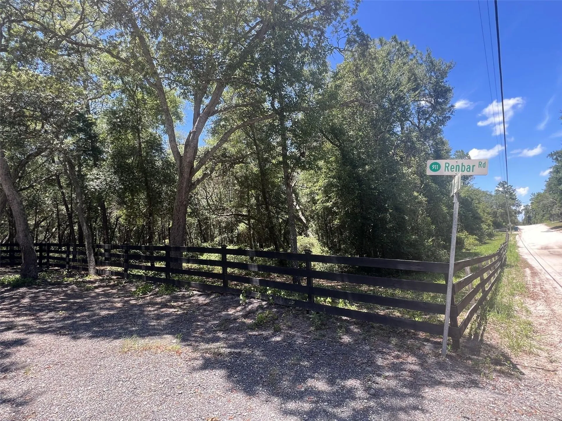 1425 Renbar Road De Leon Springs FL 32130