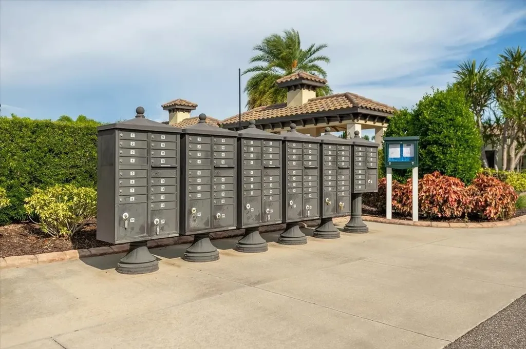 6475 Positano Court Sarasota FL 34243