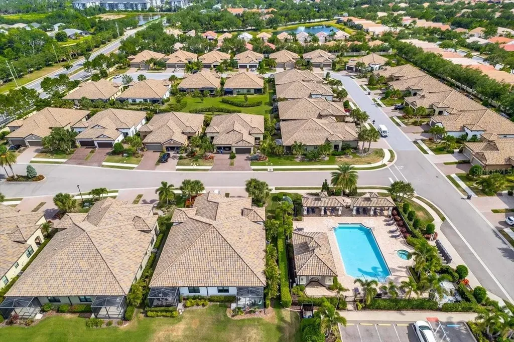 6475 Positano Court Sarasota FL 34243
