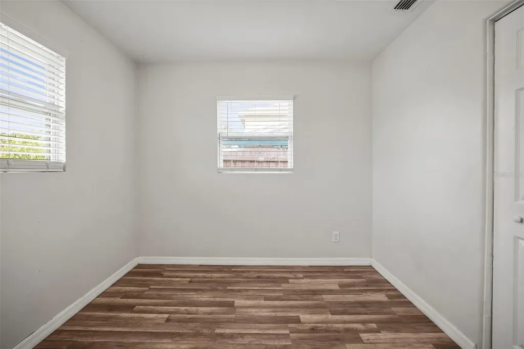 2601 16th Avenue N St Petersburg FL 33713