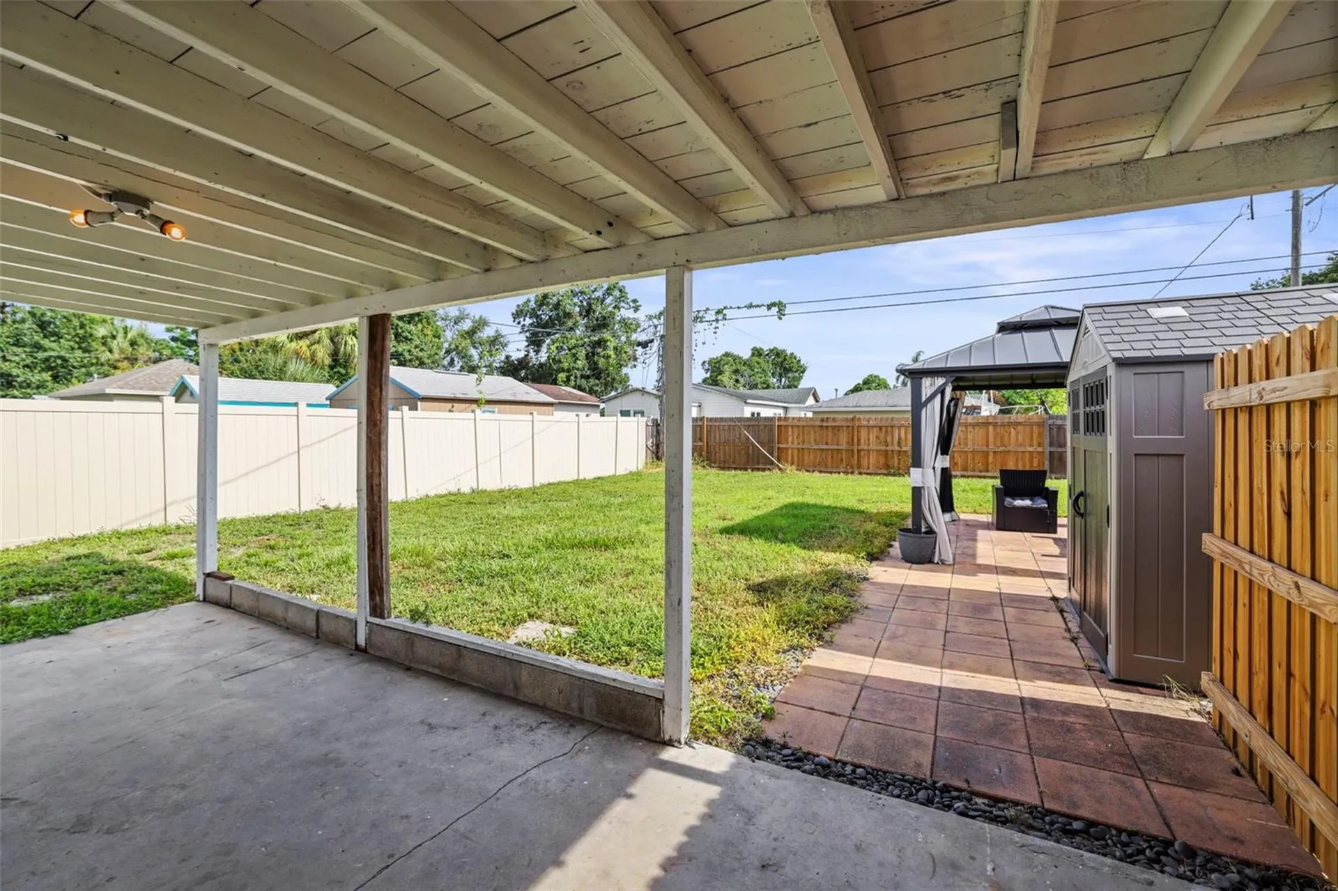 2601 16th Avenue N St Petersburg FL 33713