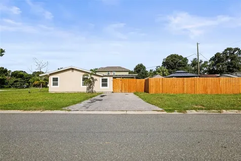 2601 16th Avenue N St Petersburg FL 33713