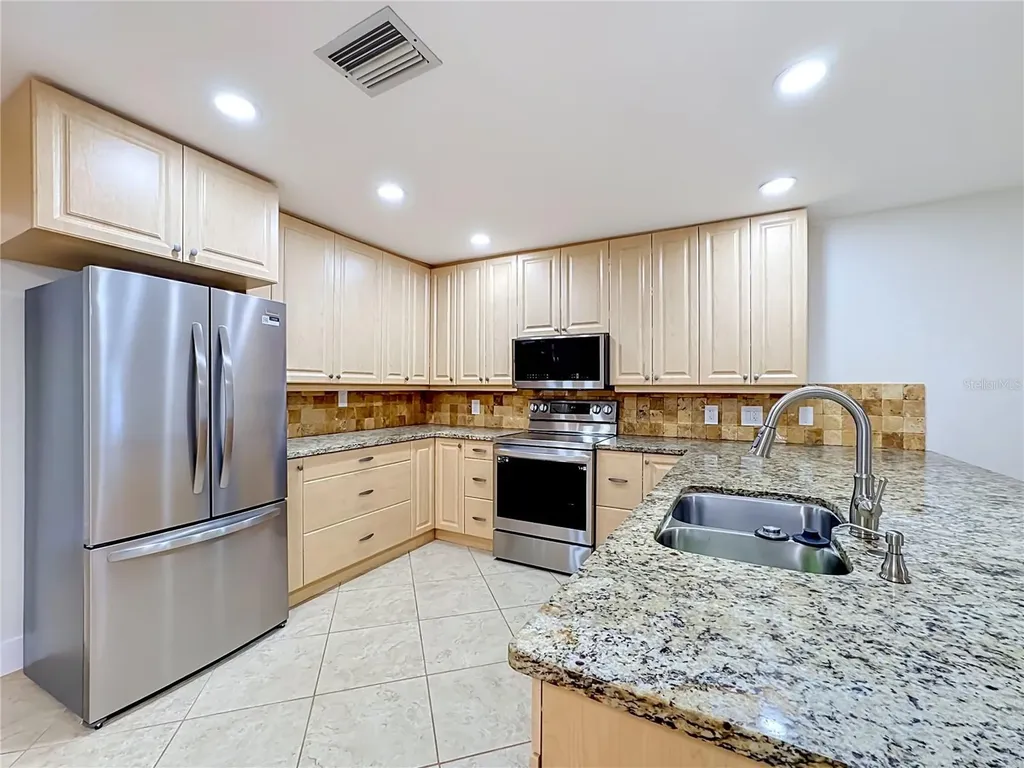 2103 162nd Street E Bradenton FL 34211