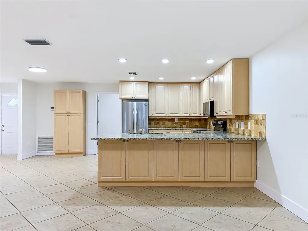 2103 162nd Street E Bradenton FL 34211