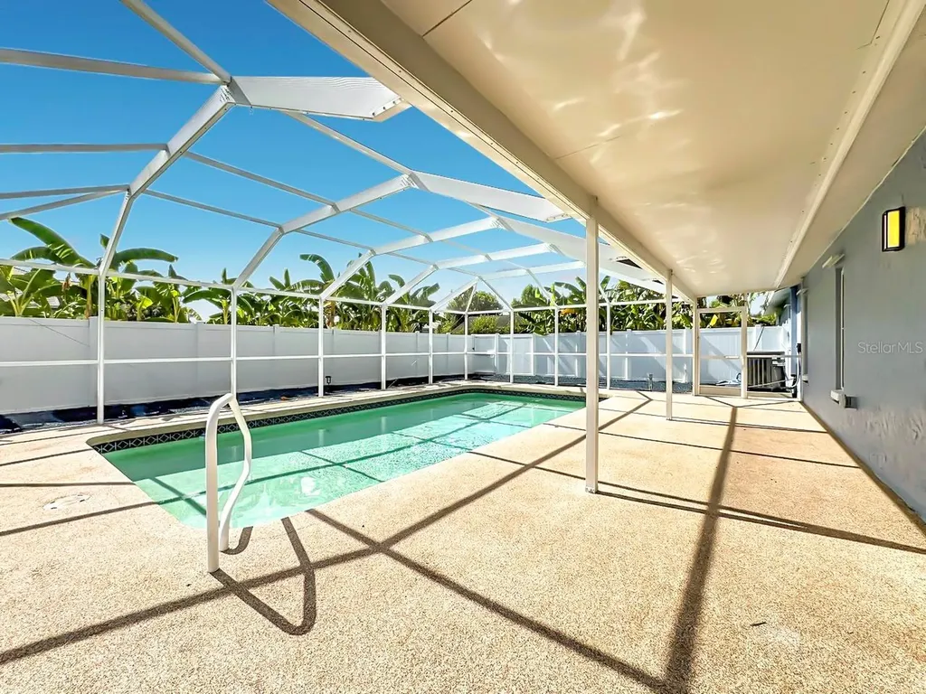 2103 162nd Street E Bradenton FL 34211