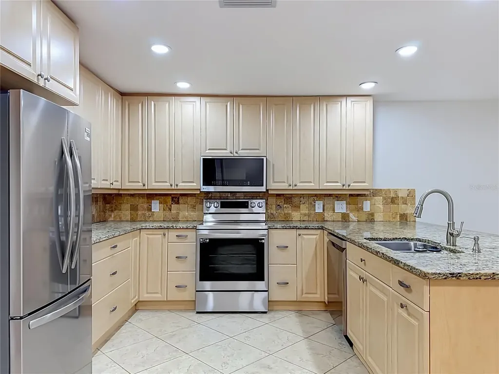 2103 162nd Street E Bradenton FL 34211