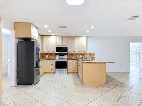 2103 162nd Street E Bradenton FL 34211