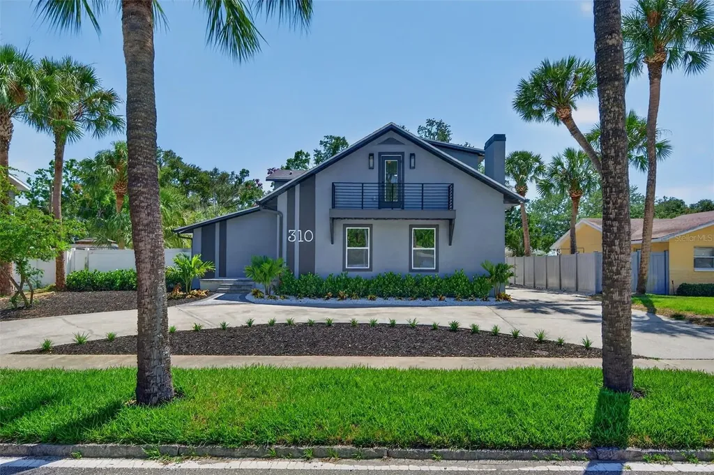 310 Park Street N St Petersburg FL 33710