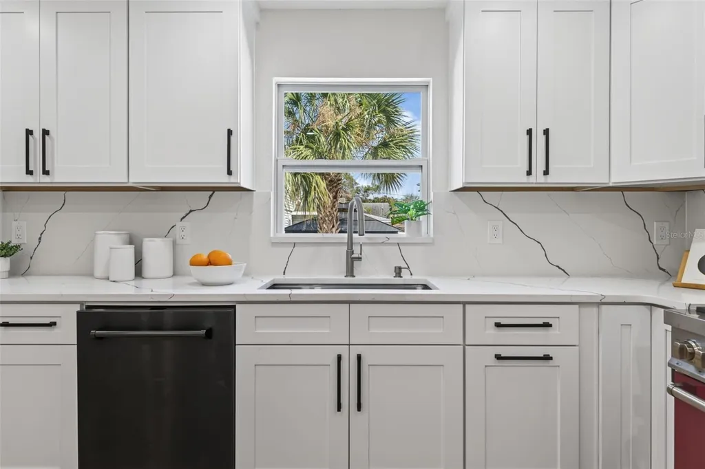 310 Park Street N St Petersburg FL 33710