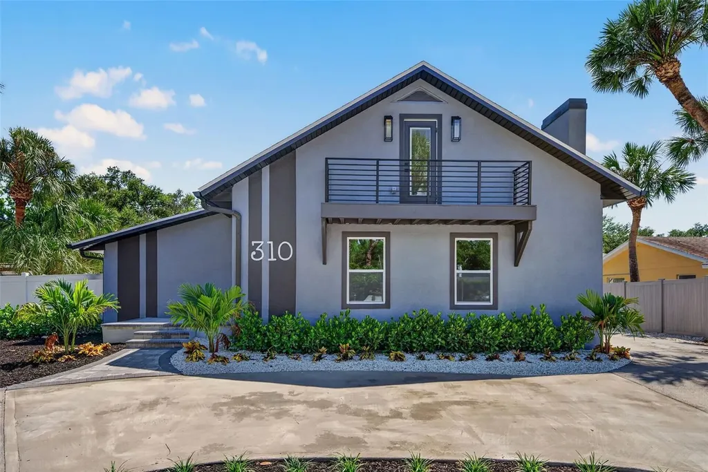 310 Park Street N St Petersburg FL 33710