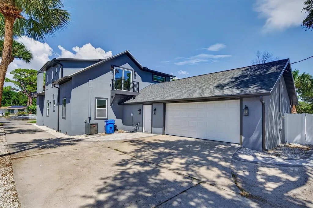 310 Park Street N St Petersburg FL 33710