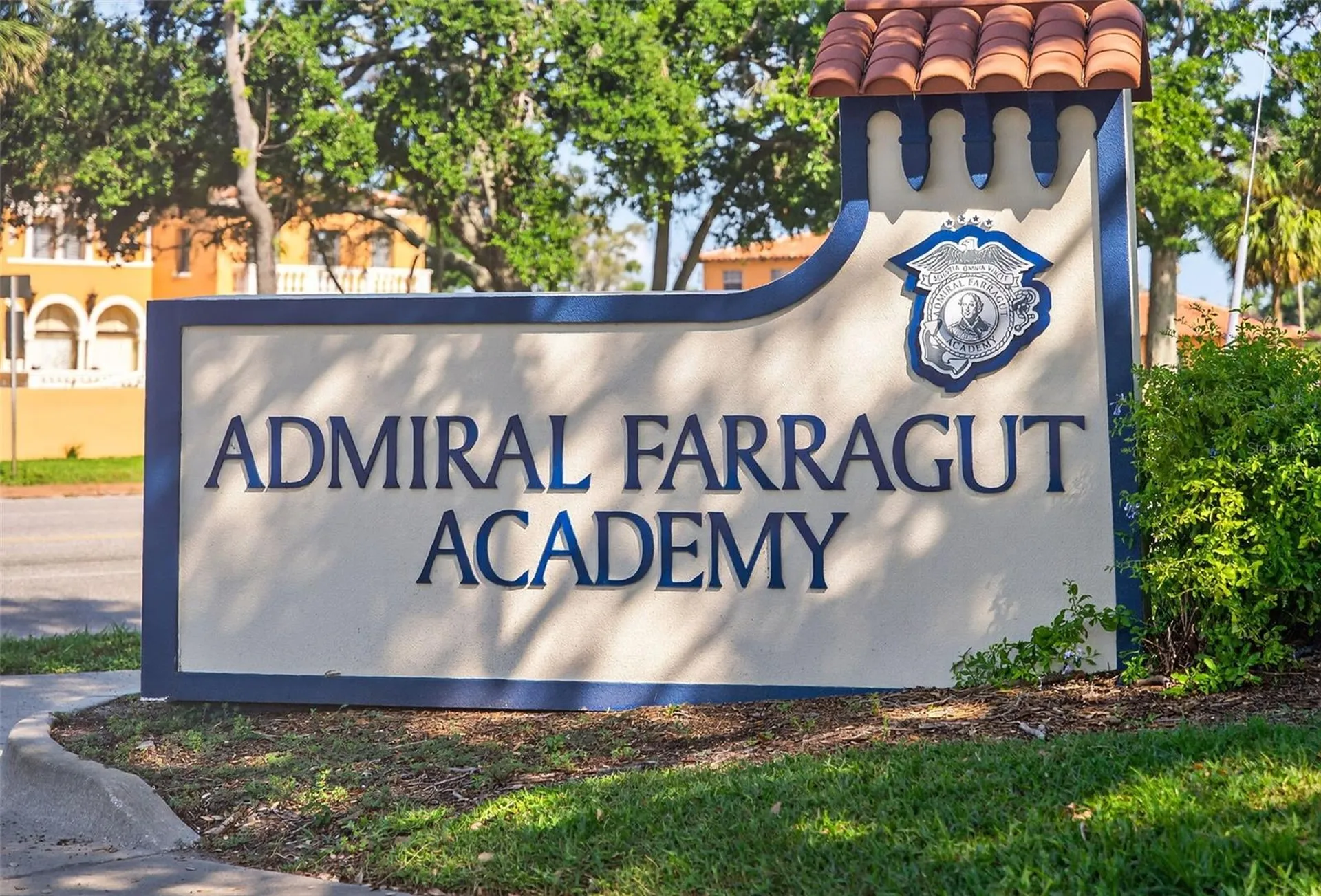 310 Park Street N St Petersburg FL 33710