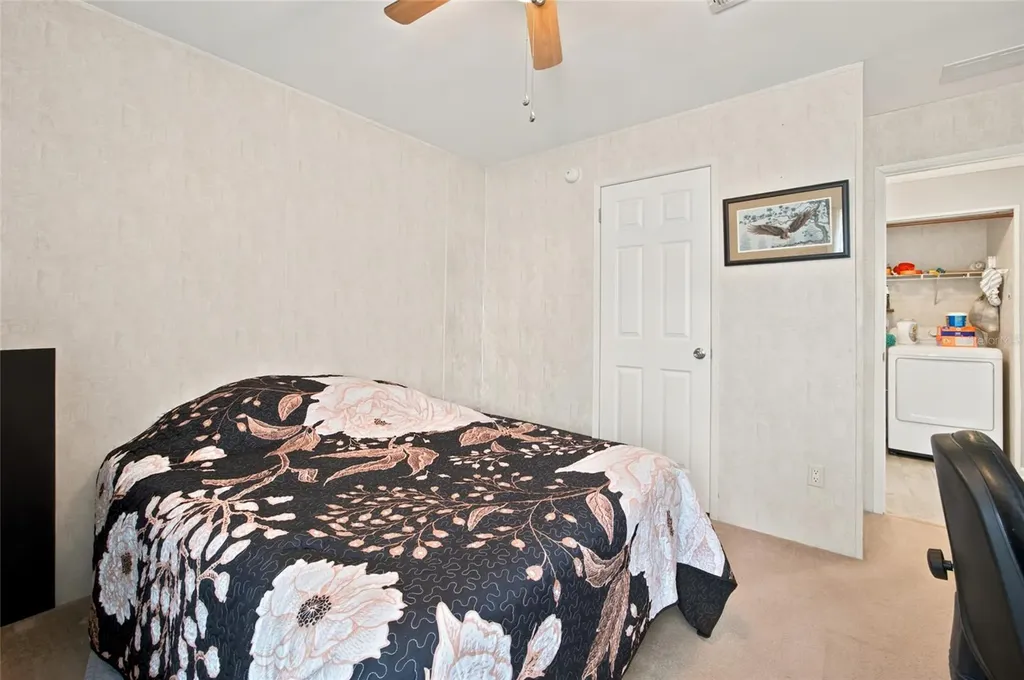 13330 SE 21st Place Morriston FL 32668