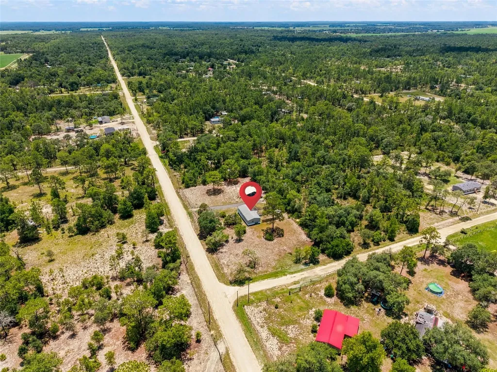 13330 SE 21st Place Morriston FL 32668