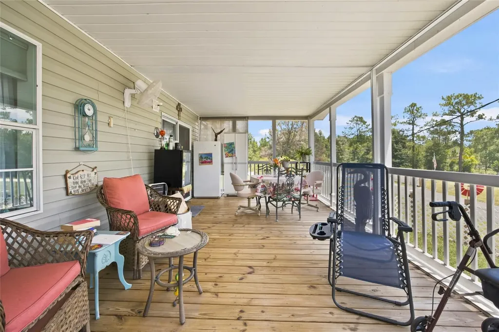 13330 SE 21st Place Morriston FL 32668