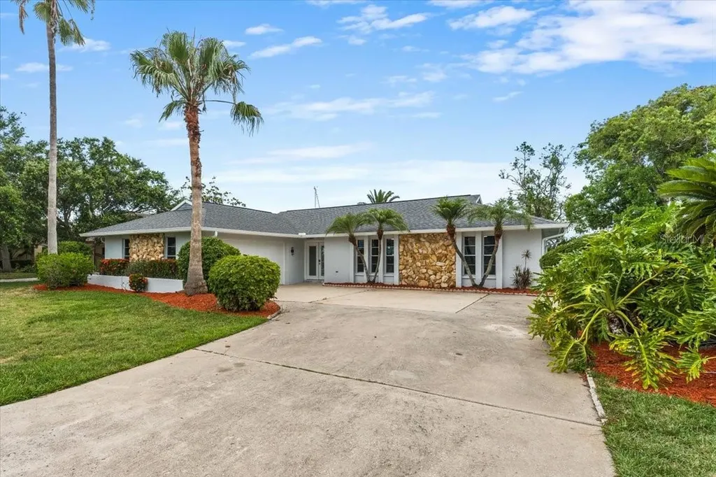 4147 Marine Parkway New Port Richey FL 34652