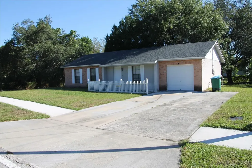 745 Whitewood Drive Deltona FL 32725
