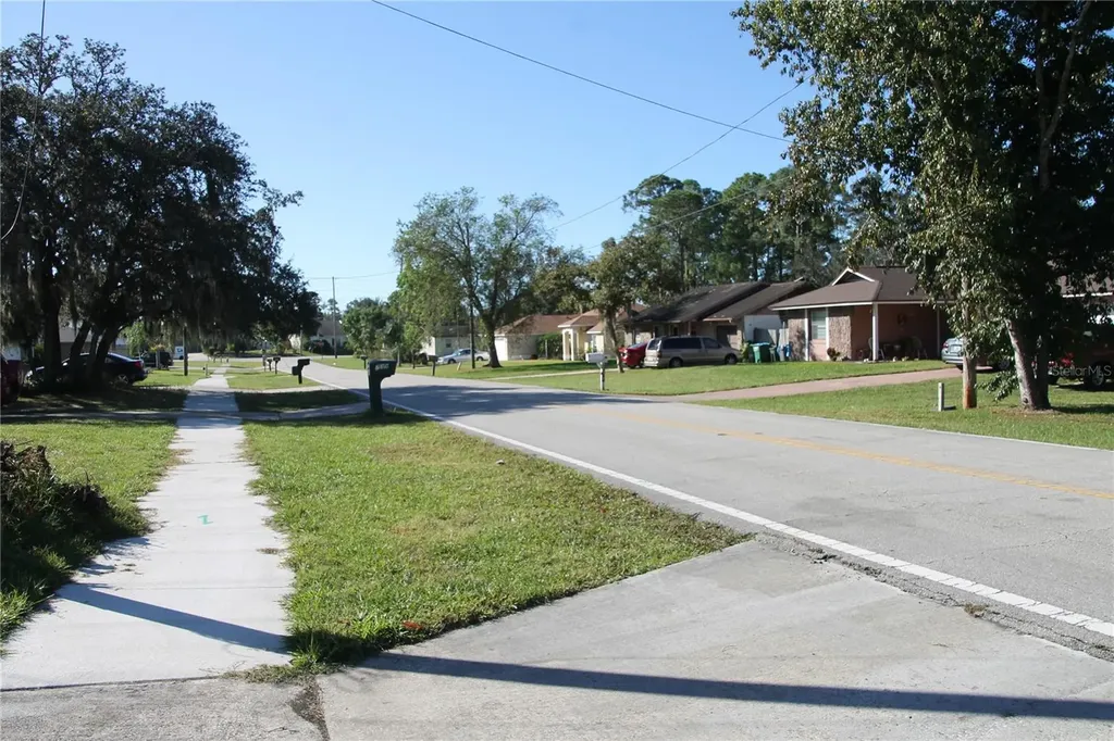 745 Whitewood Drive Deltona FL 32725