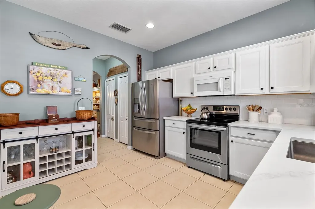 7134 Five Oaks Drive St Cloud FL 34773