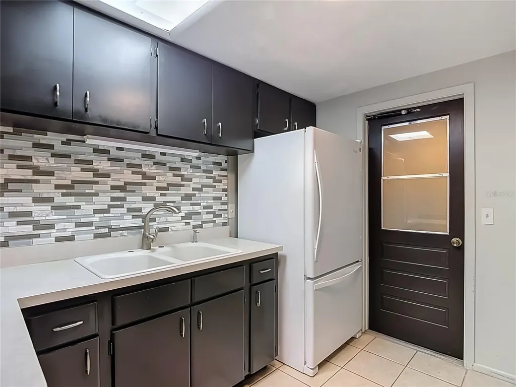 7916 Woodgrove Circle Tampa FL 33615