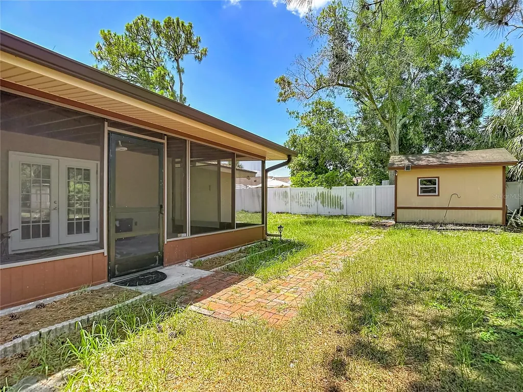 7916 Woodgrove Circle Tampa FL 33615
