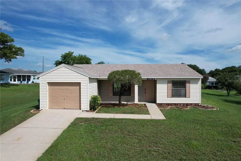 6121 Kittiwake Drive Lakeland FL 33809