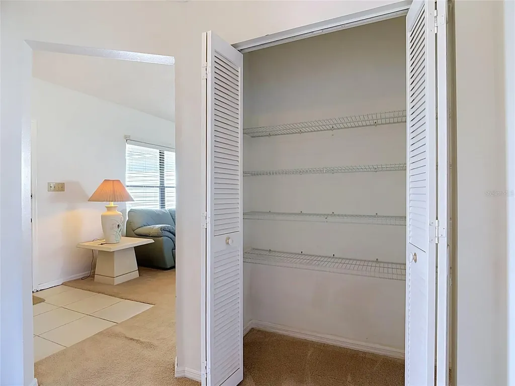 6121 Kittiwake Drive Lakeland FL 33809