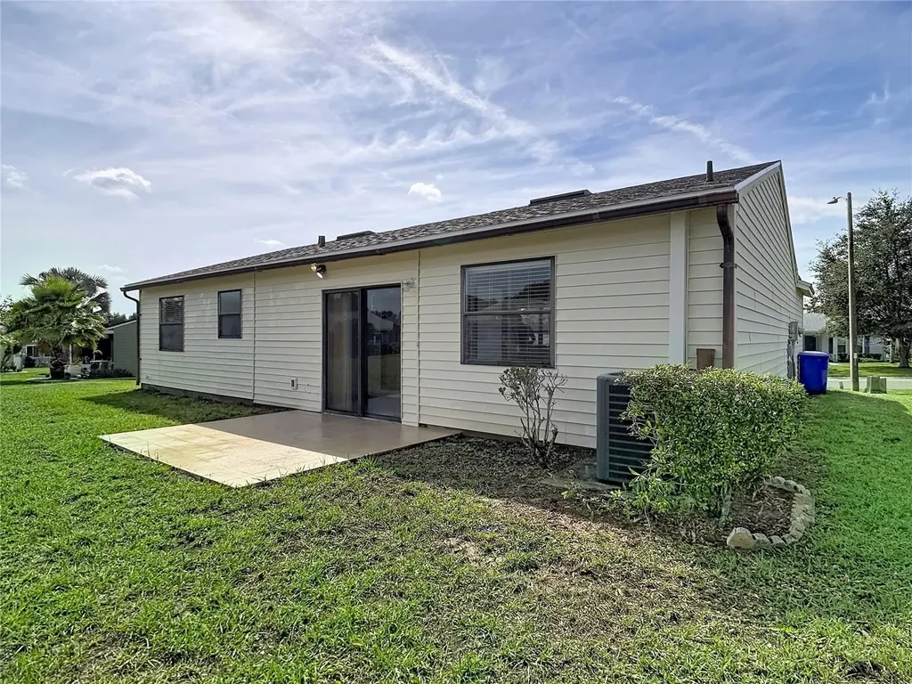 6121 Kittiwake Drive Lakeland FL 33809