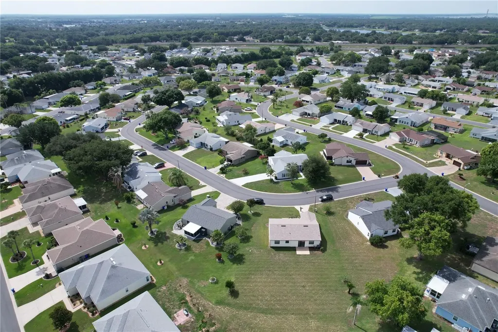 6121 Kittiwake Drive Lakeland FL 33809