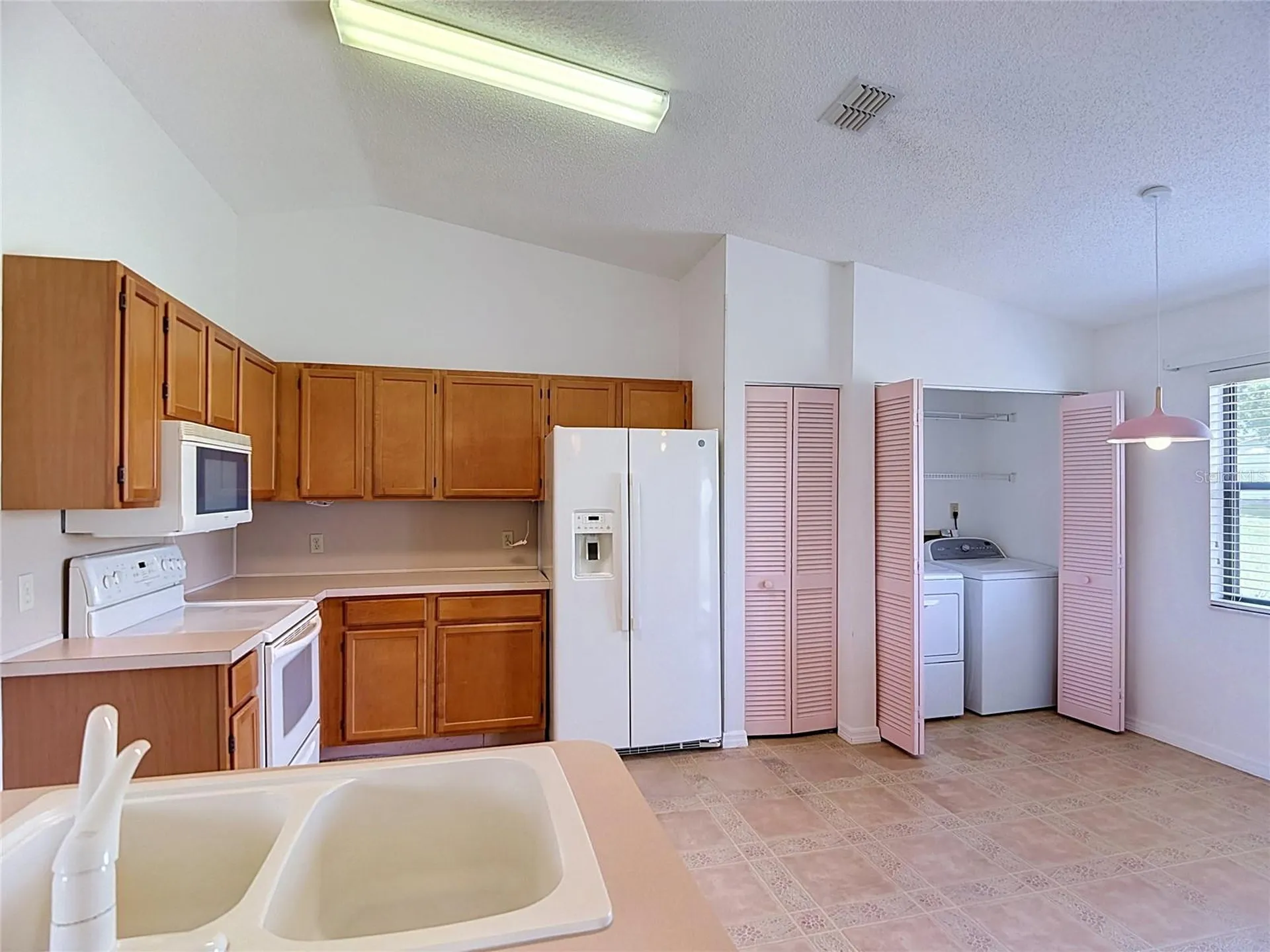 6121 Kittiwake Drive Lakeland FL 33809