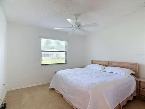 6121 Kittiwake Drive Lakeland FL 33809